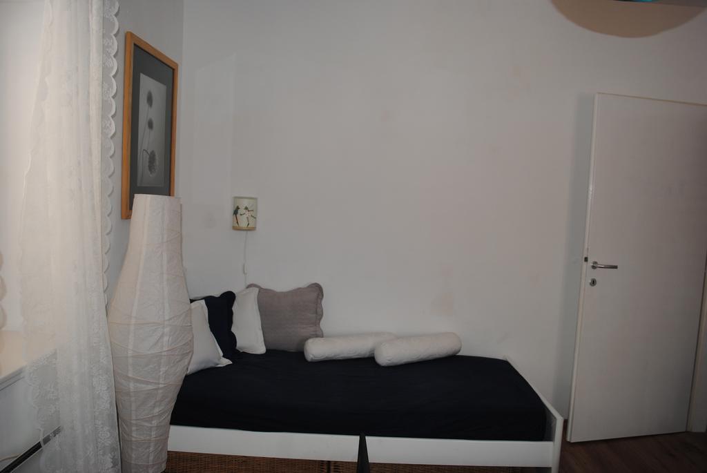 Apartment Optimist Makarska Chambre photo