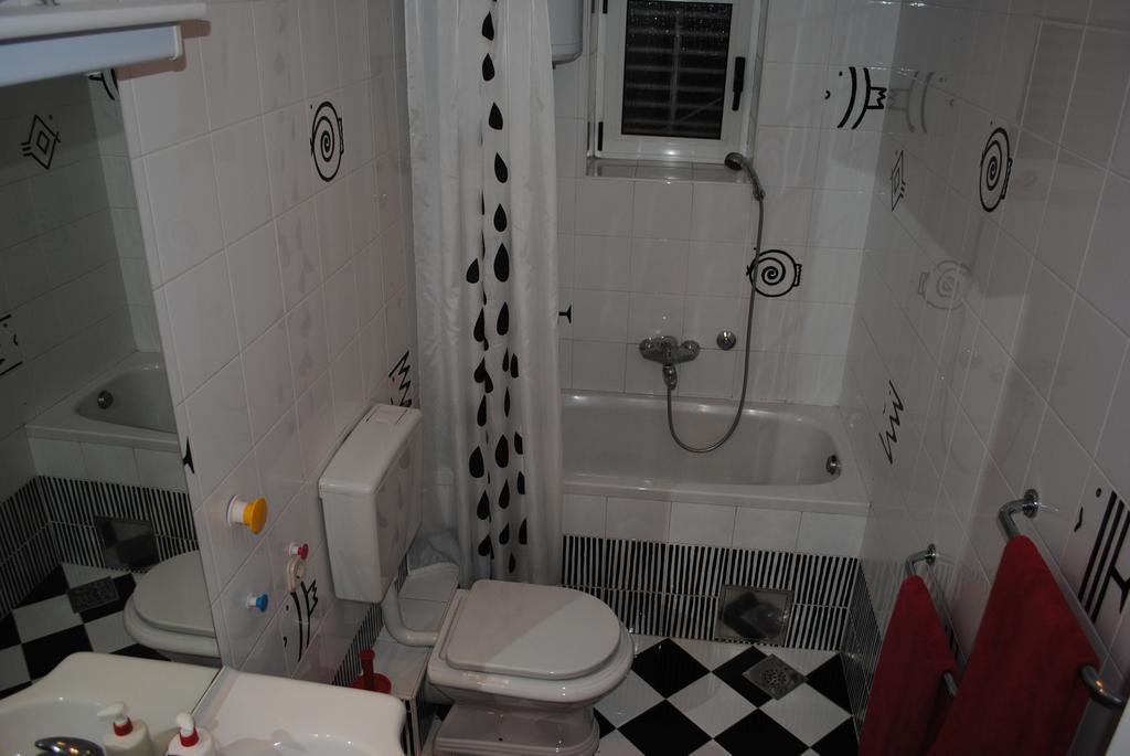 Apartment Optimist Makarska Chambre photo